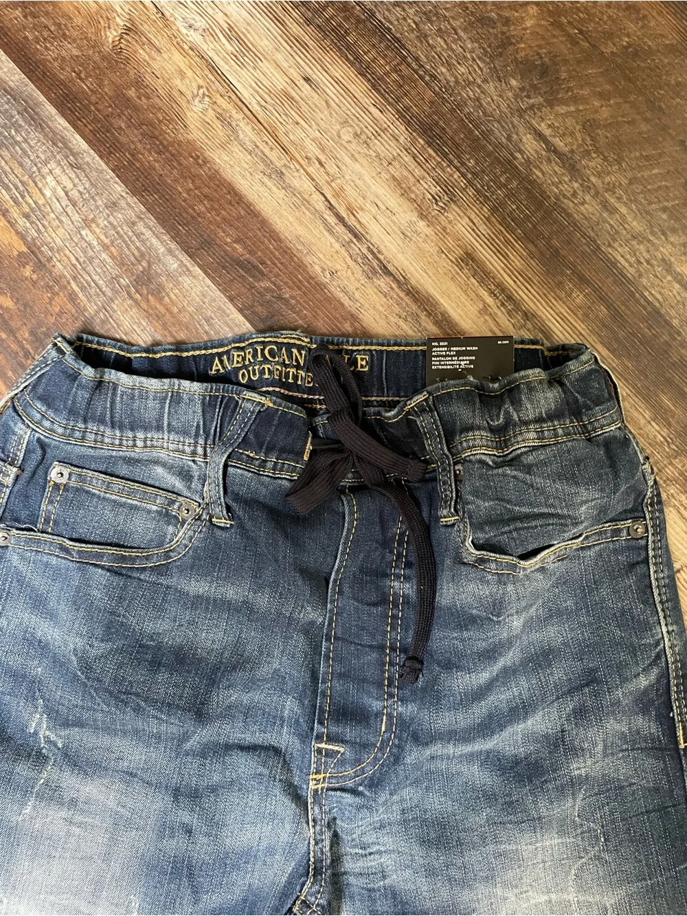 American Eagle Outfitters Men's Faded Blue Slim Jogger Jeans